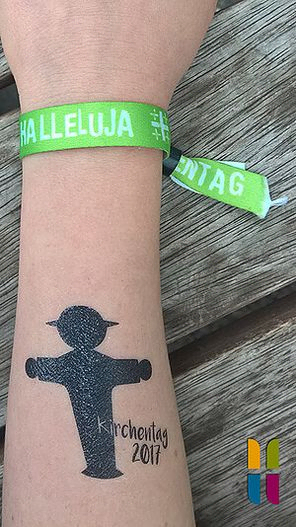 Aufnahme von einem Tatoo mit Ampelmännchen